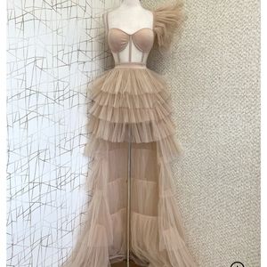 Dress With tulle, crepe color